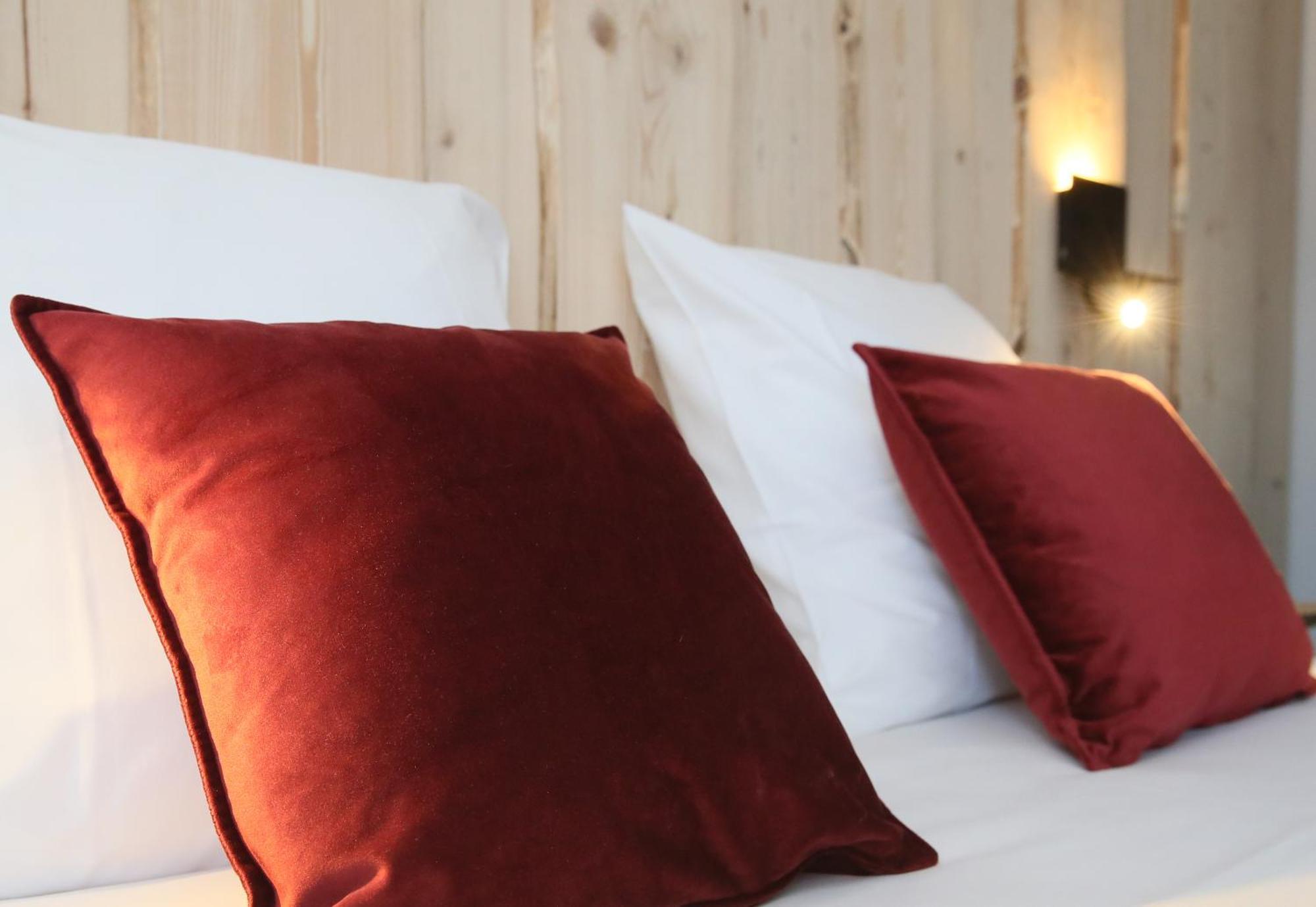 אוטרנס Hotel Restaurant La Buffe מראה חיצוני תמונה